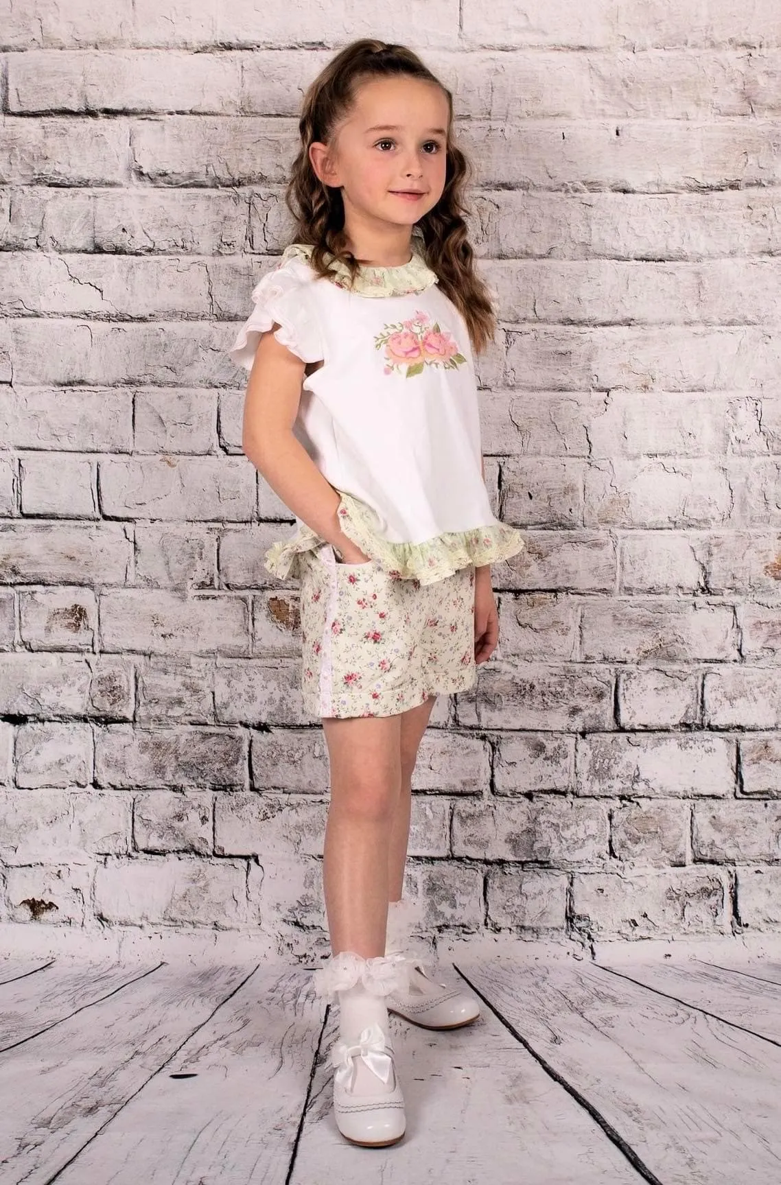 CLEARANCE DEAL - Beau KiD - Girls T-Shirt & Matching Mint Green Floral Shorts Set