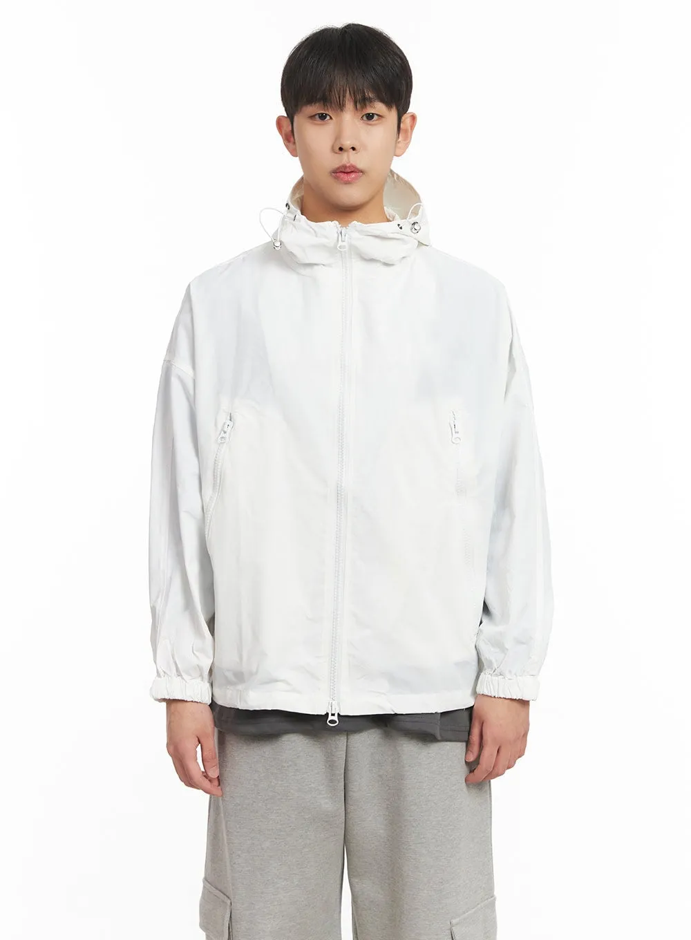 Men's Loose-Fit Hooded Windbreaker IM517