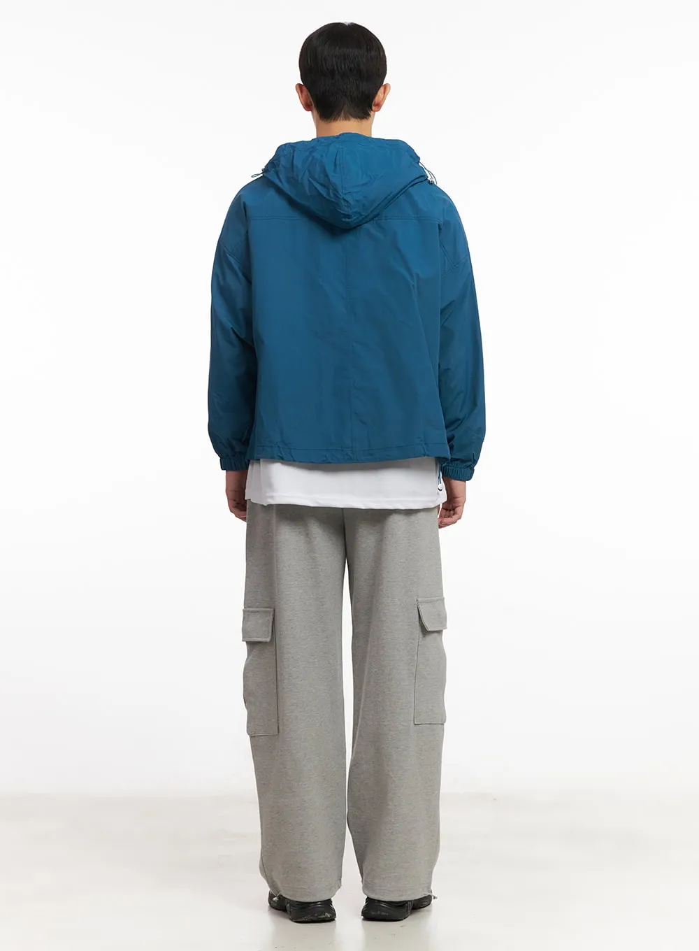 Men's Loose-Fit Hooded Windbreaker IM517